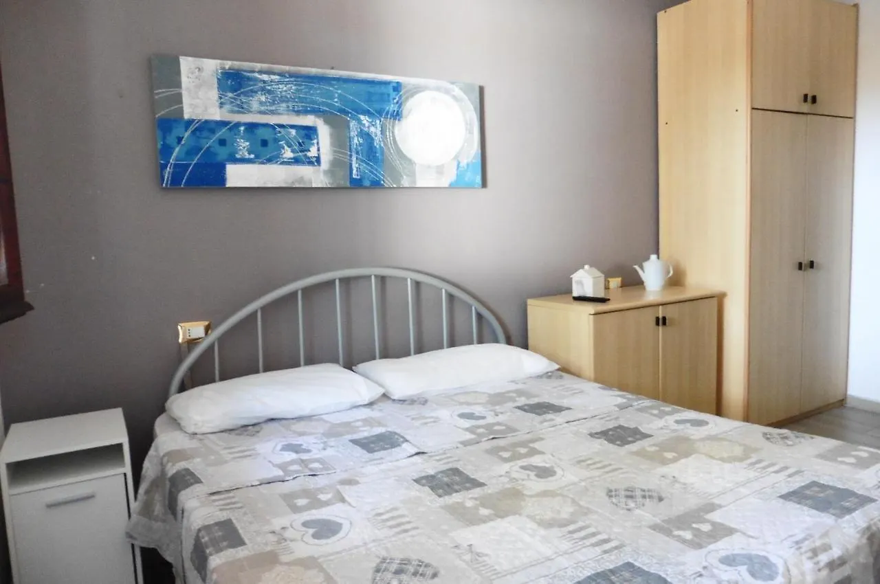 Low Cost Studio Fieramosca Lido di Spina 0*,