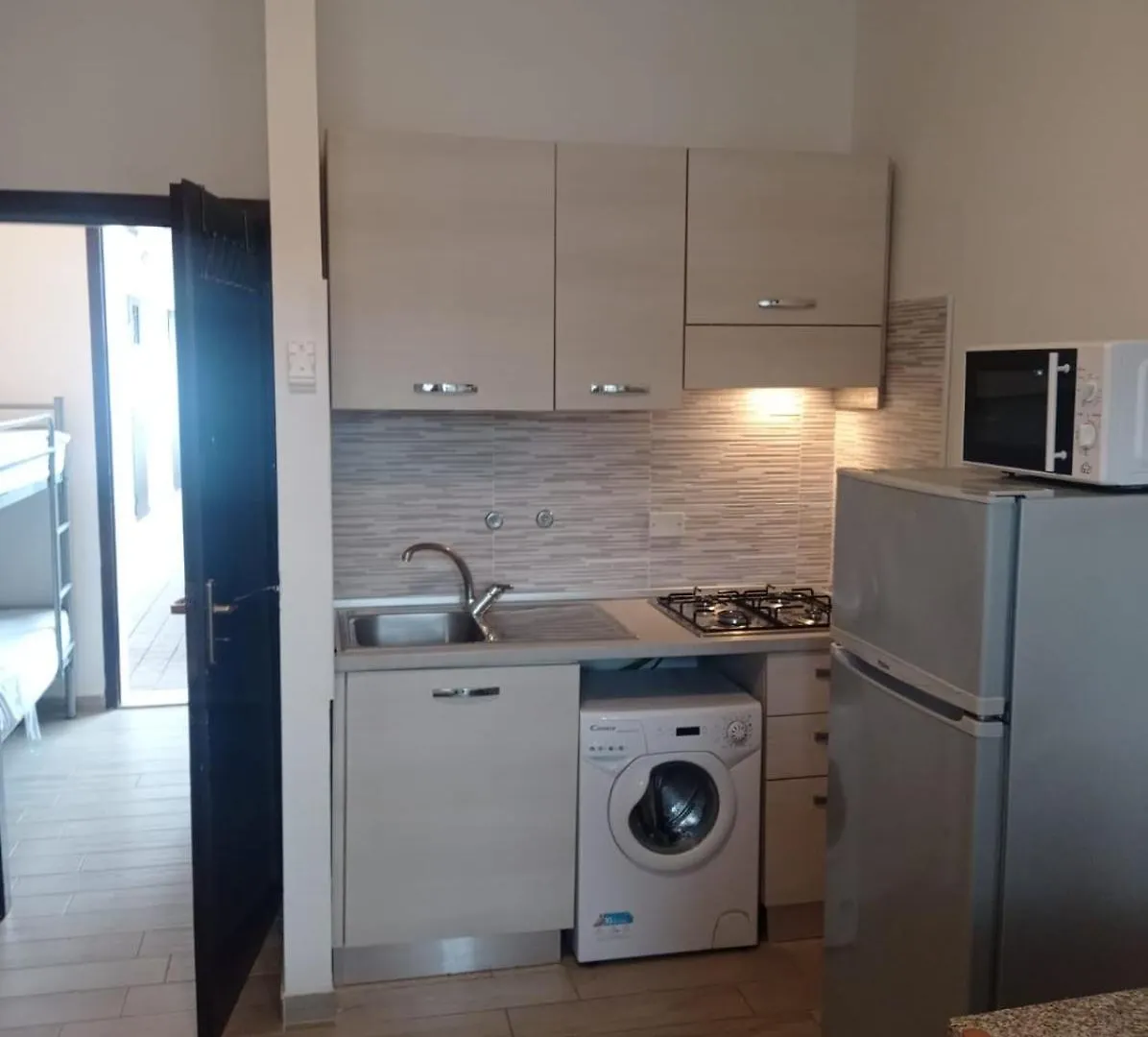Low Cost Studio Fieramosca Lido di Spina 0*,  Italie